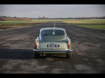 Aston Martin+DB4